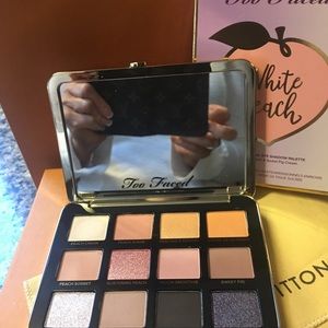 - Two faced shadow peach